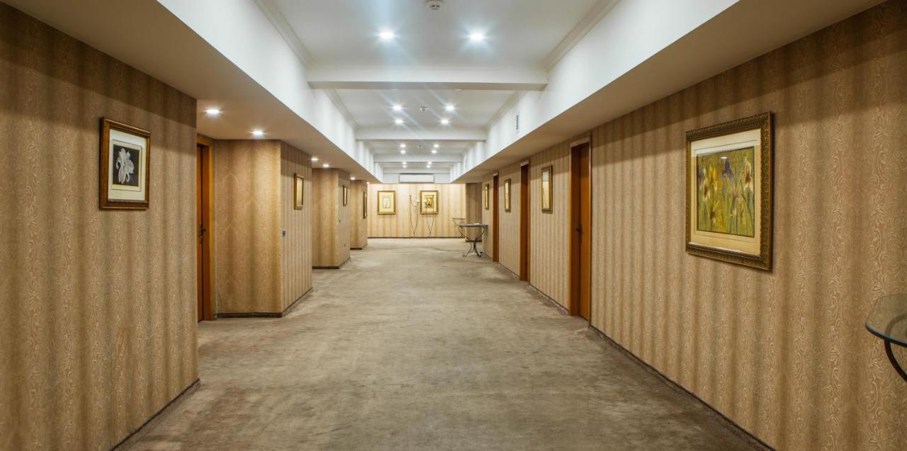 Abu Arena Hall Baku Exteriör bild